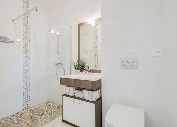 Les Jardins D'eyrac-2 By Interhome